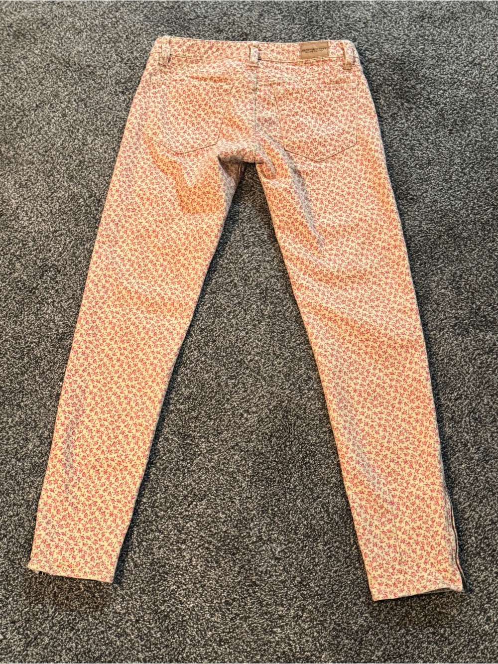 Ralph Lauren Women’s Printed Skinny Jeans in Peach Floral - Picture 2 of 10